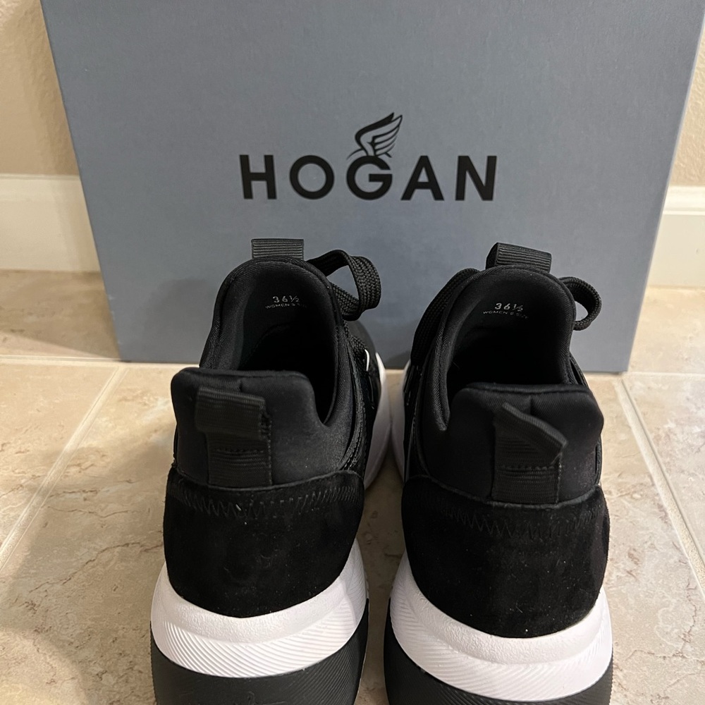 Excellent Condition Hogan Interaction Sneaker Bla… - image 6
